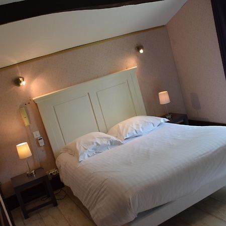 Logis Domaine Du Prieure Hotell Tonnay-Boutonne Eksteriør bilde